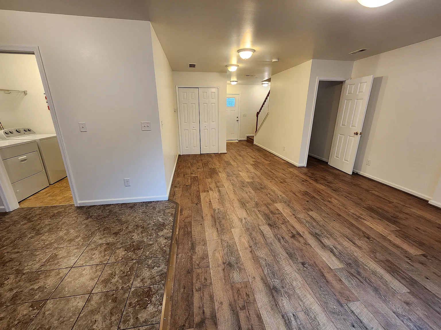 3 bed, 2.5 bath, 1500 sqft, $2,550 — Photo 3
