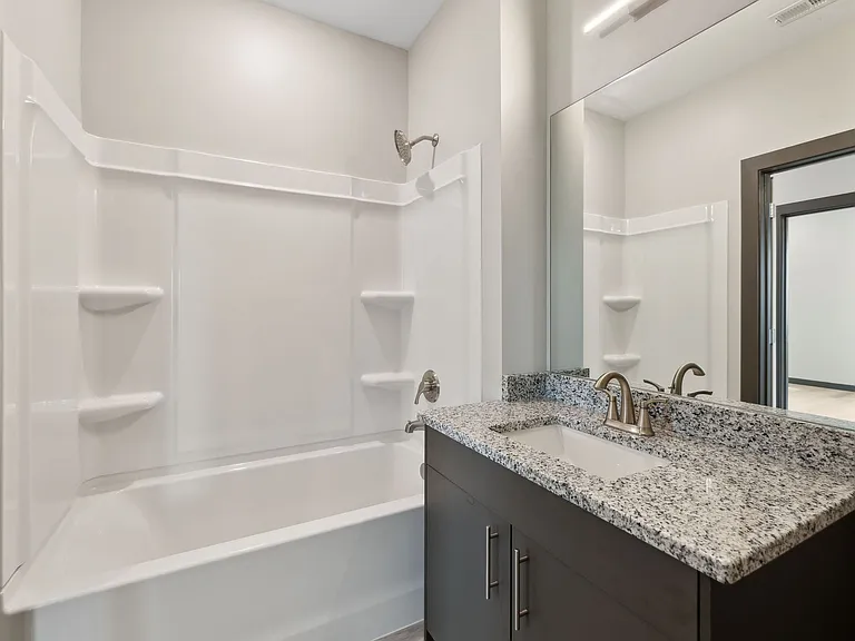 Urban Lofts — Photo 14