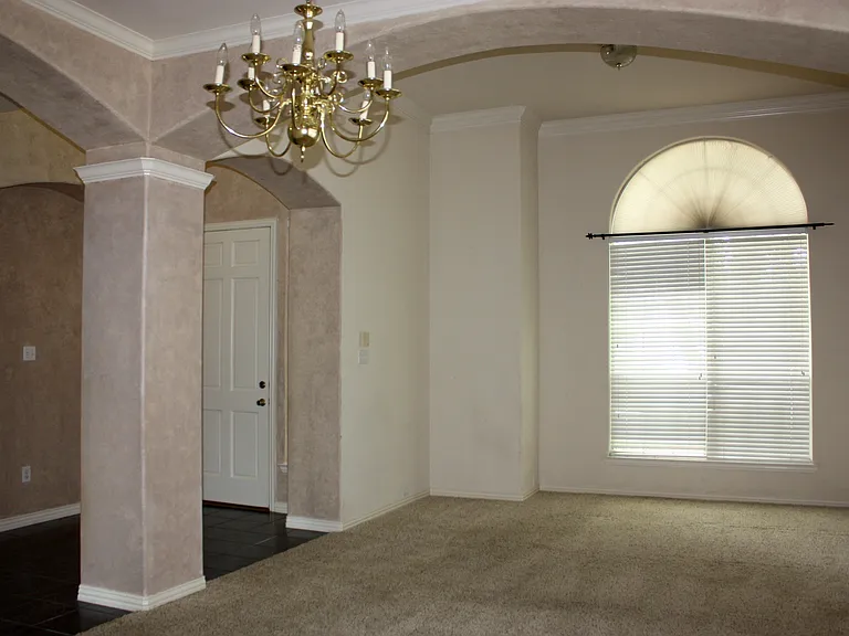 317 Sycamore Dr — Photo 31