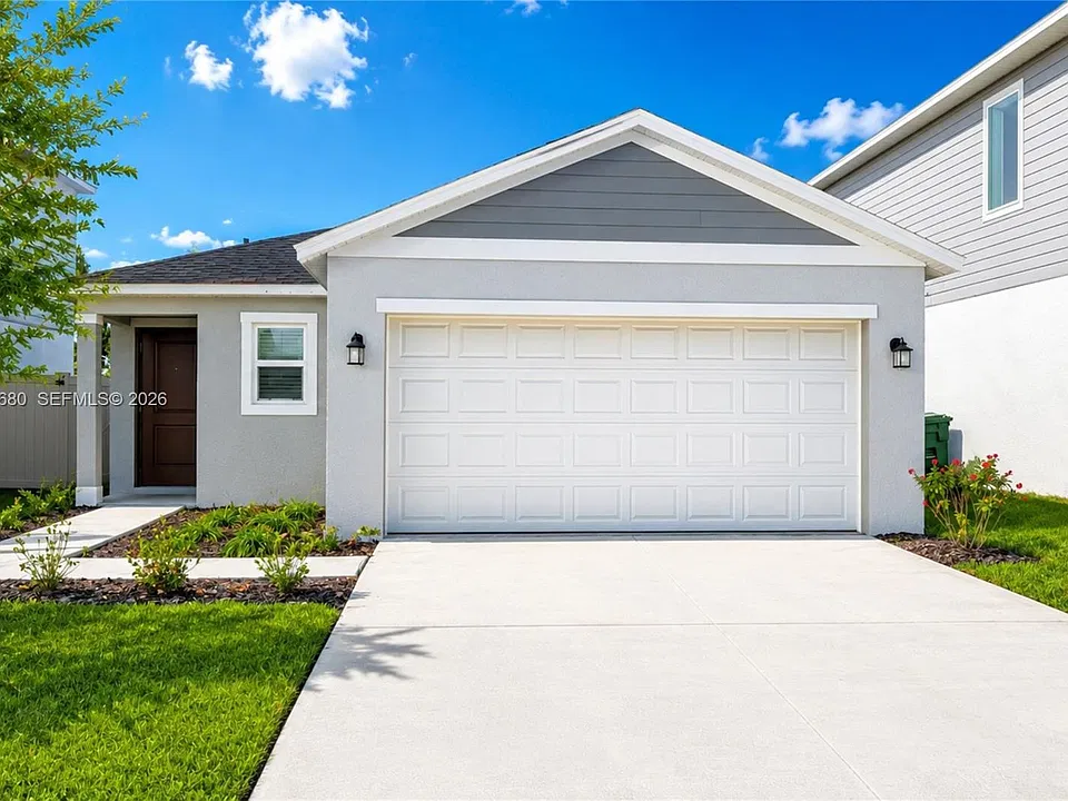 2175 Chris Dr