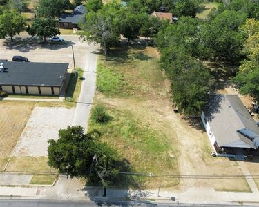 1001 E Henderson St, Cleburne, TX, 76031