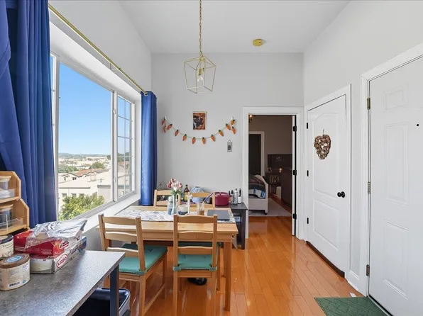 100 Leonard Street image 10 of 16