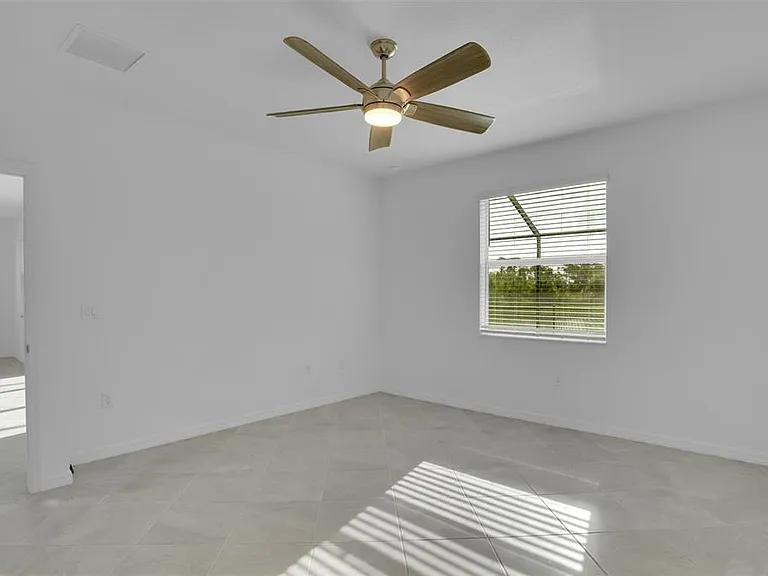 19100 Moscato Ct — Photo 26