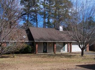 576 Buchanan Dr, Byram, MS 39272