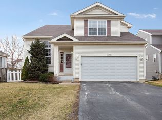 16231 Michigan Ct, Crest Hill, IL 60403