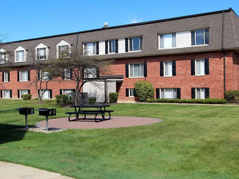 Cypress Place — Photo 3
