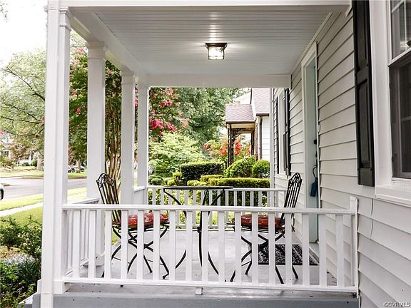 3rd image of 3504 Garland Ave