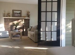 61-63 Woodlawn St, Springfield, MA 01108