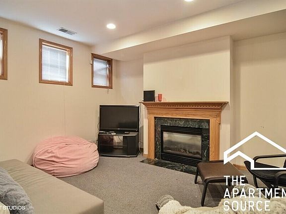 4th image of 3117 N Damen Ave #11