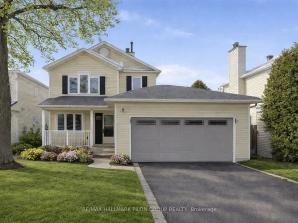 284 McEachern Cres, Ottawa, ON K1E 3K3