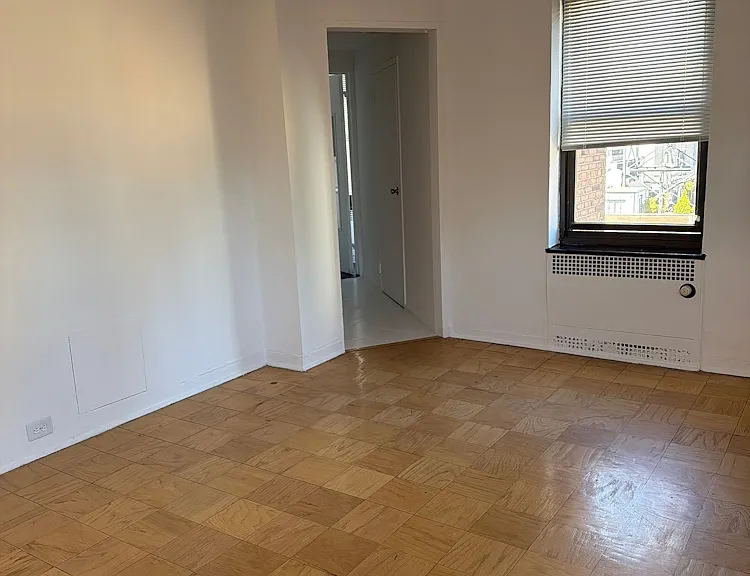 108 E 38th St #18A — Photo 6