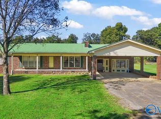 1696 Highpoint Rd, Albertville, AL 35950