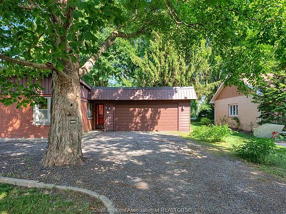 3rd image of 6959 Riverview Dr
