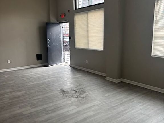 3rd image of 3098 1/2 Ruth St Floor 1