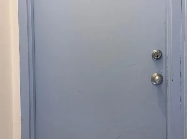 413 Spadina Ave, Toronto, ON