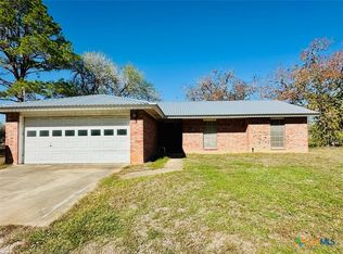 109 E 9th St, Yorktown, TX 78164