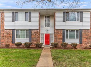 25316 Shiawassee Cir APT 104, Southfield, MI 48033