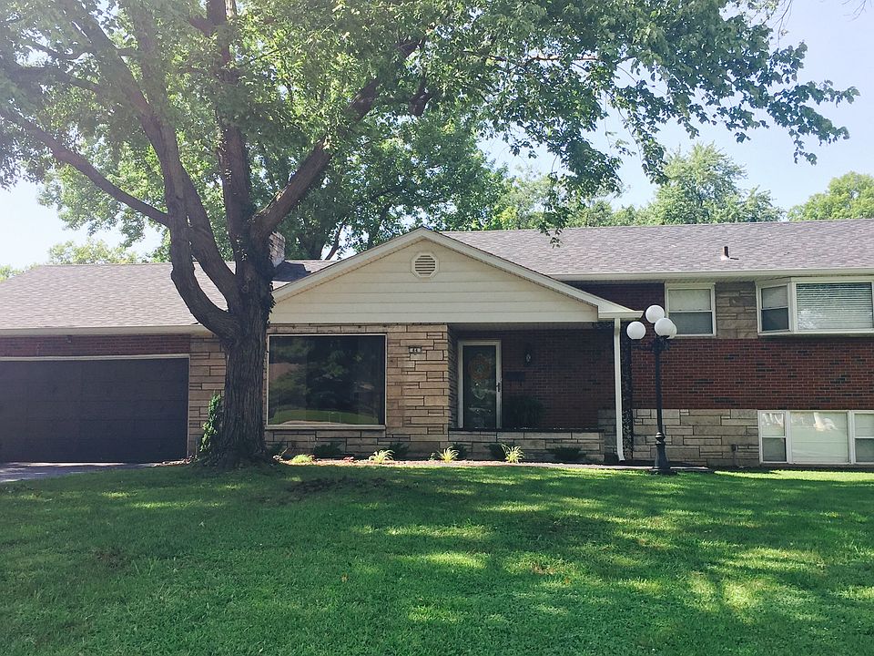 1st image of 64 Oaklawn Dr