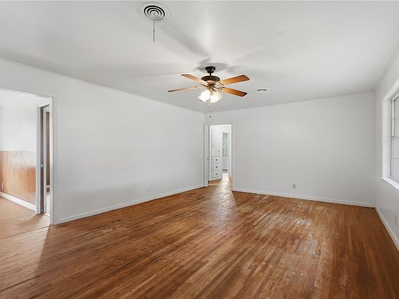 5th image of 1506 E 29th St