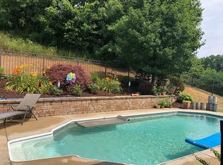 4945 Harvest Dr, Murrysville, PA 15668