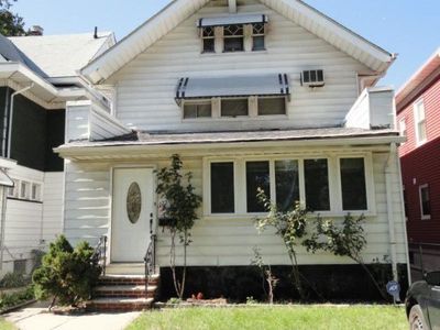 175 Ampere Pkwy, Bloomfield, NJ, 07003