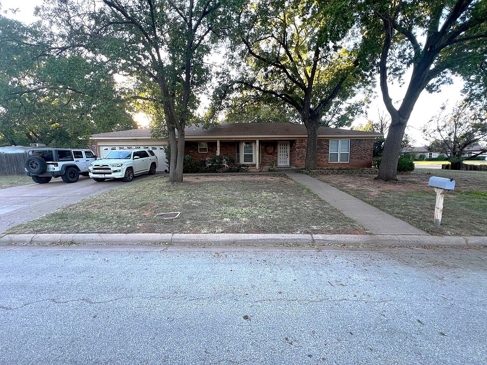 1st image of 1634 Richland Dr