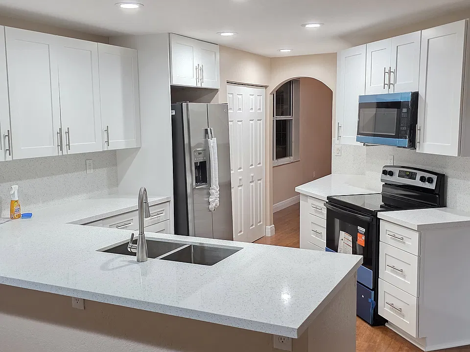 16419 Sapphire Pl