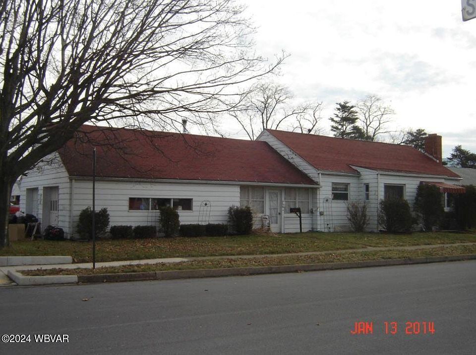 1st image of 396 Chestnut St