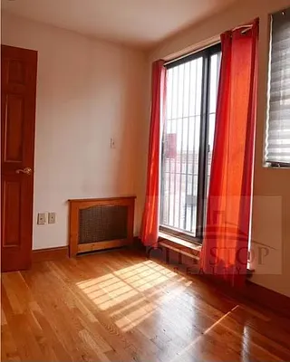 Rented by City Stop Realty | media 35
