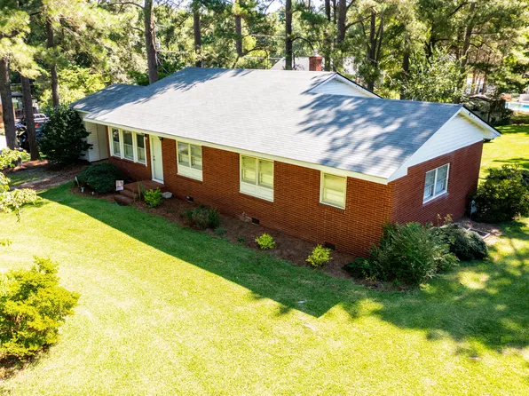452 N Main St, Wendell, NC 27591