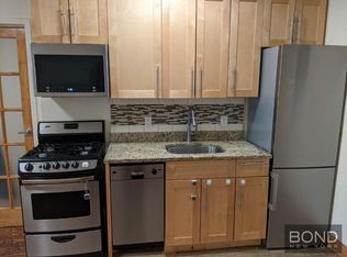 621-623 Middle Neck Rd #4, Great Neck, NY 11023