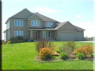 6025 Century Ln, Prior Lake, MN 55372