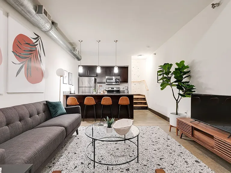 Atrium on Broad Apartments — Photo 1