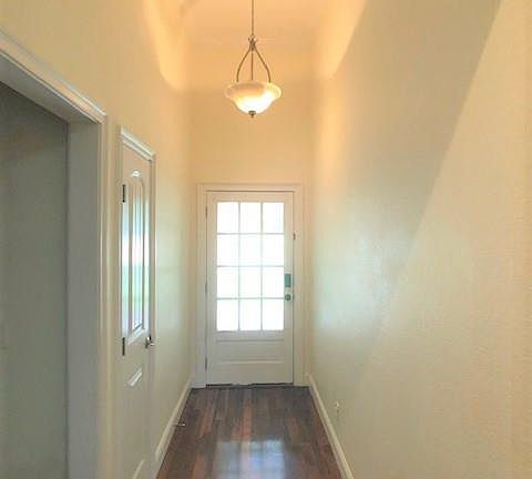 3rd image of 105 Kelon Dr