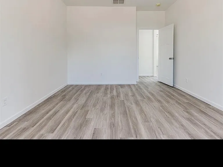 1109 N Silver Leaf Dr — Photo 12