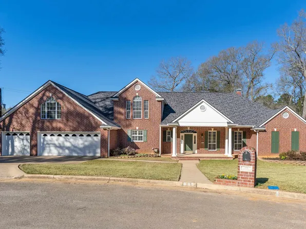 805 N Brookhollow Dr, White Oak, TX 75693