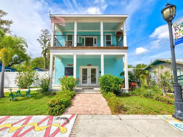 1110 12th St W, Bradenton, FL 34205