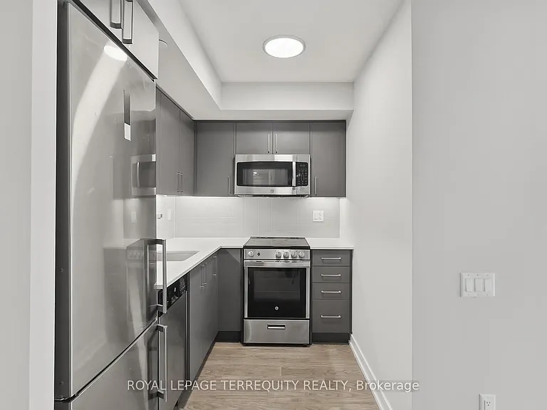 38 Monte Kwinter Ct #527 — Photo 18