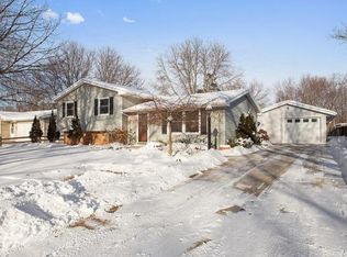 2389 Hampton Ave, Green Bay, WI 54311