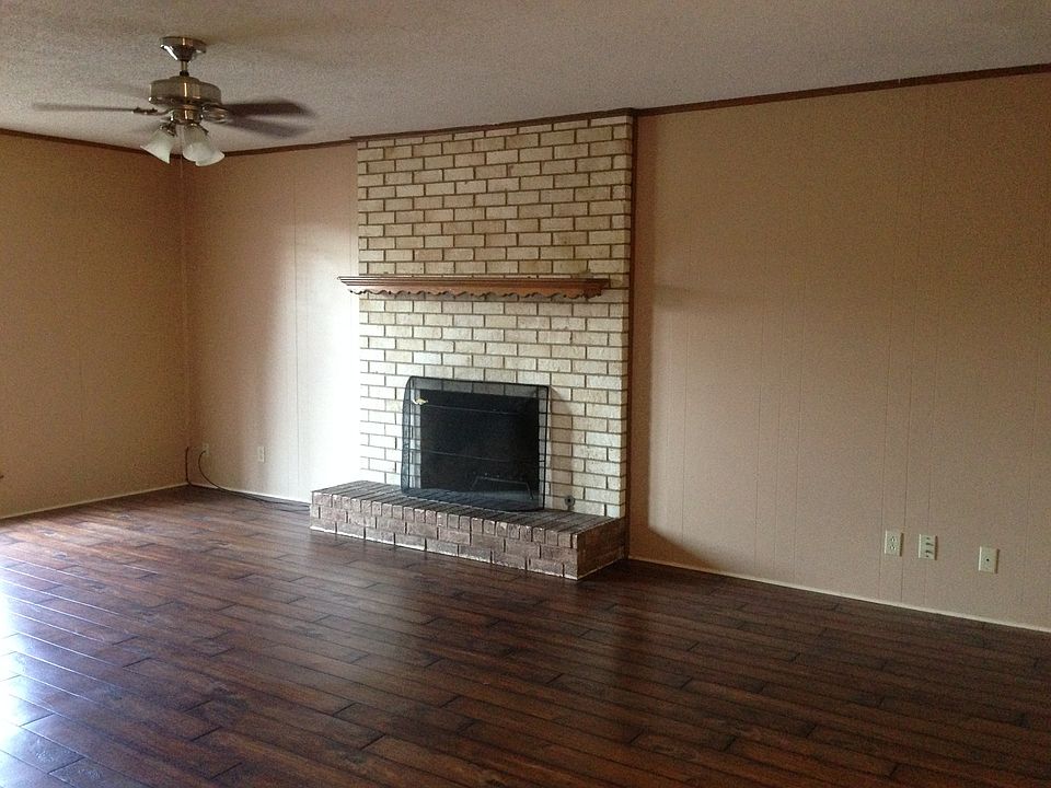 2nd image of 2001 Majestic Pace St
