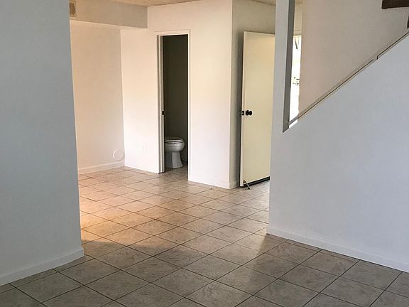 5th image of 21901 Belshire Ave