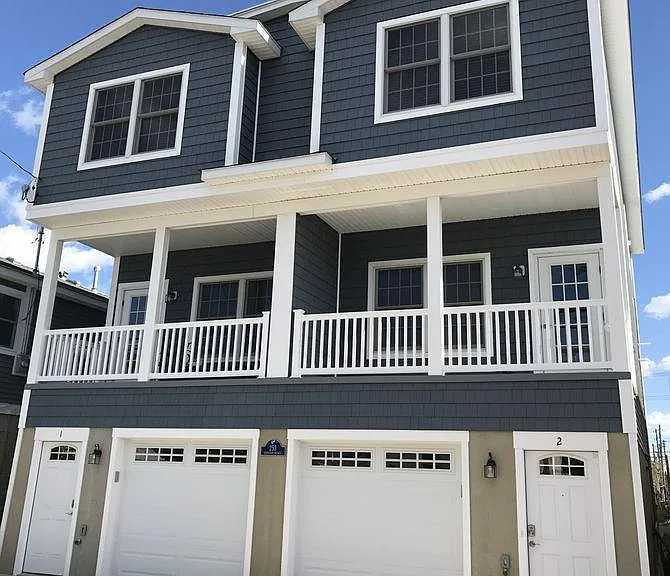 253 Sheridan Ave — Photo 1