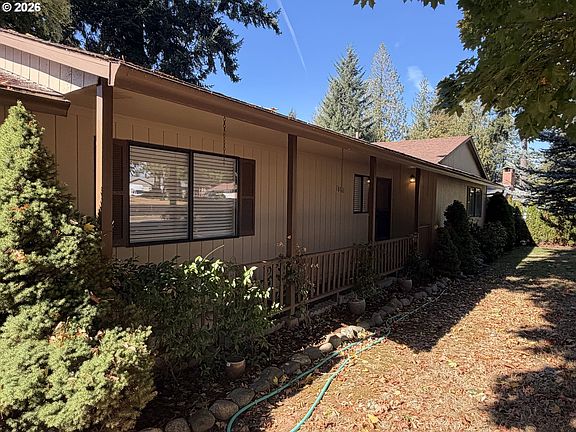 5th image of 18161 Meinig Ave
