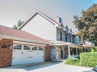 30 Lindbergh Dr, Palmyra, PA 17078