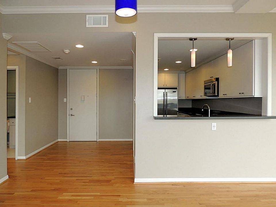 1st image of 3600 Montrose Blvd Unit 507