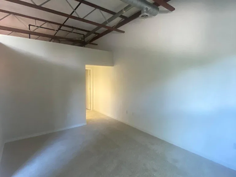 614 S Troy St #102 — Photo 10