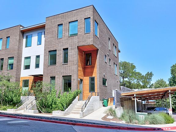 3rd image of 900 S 2nd St #30