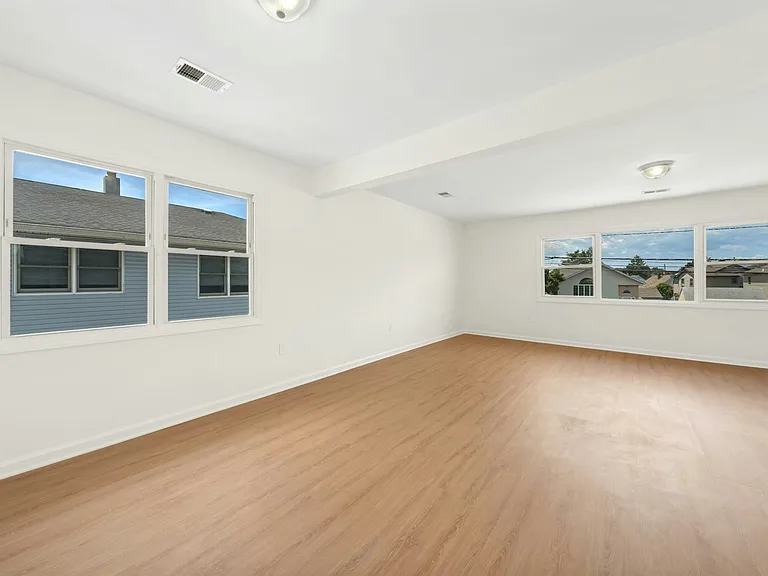 726 Saddle River Rd #2 — Photo 14