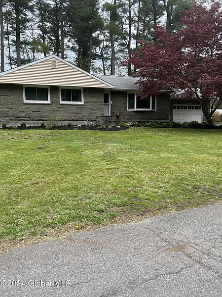2nd image of 199 Pine Ridge Drive