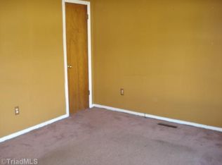 204 Seashire Ct, High Point, NC 27260